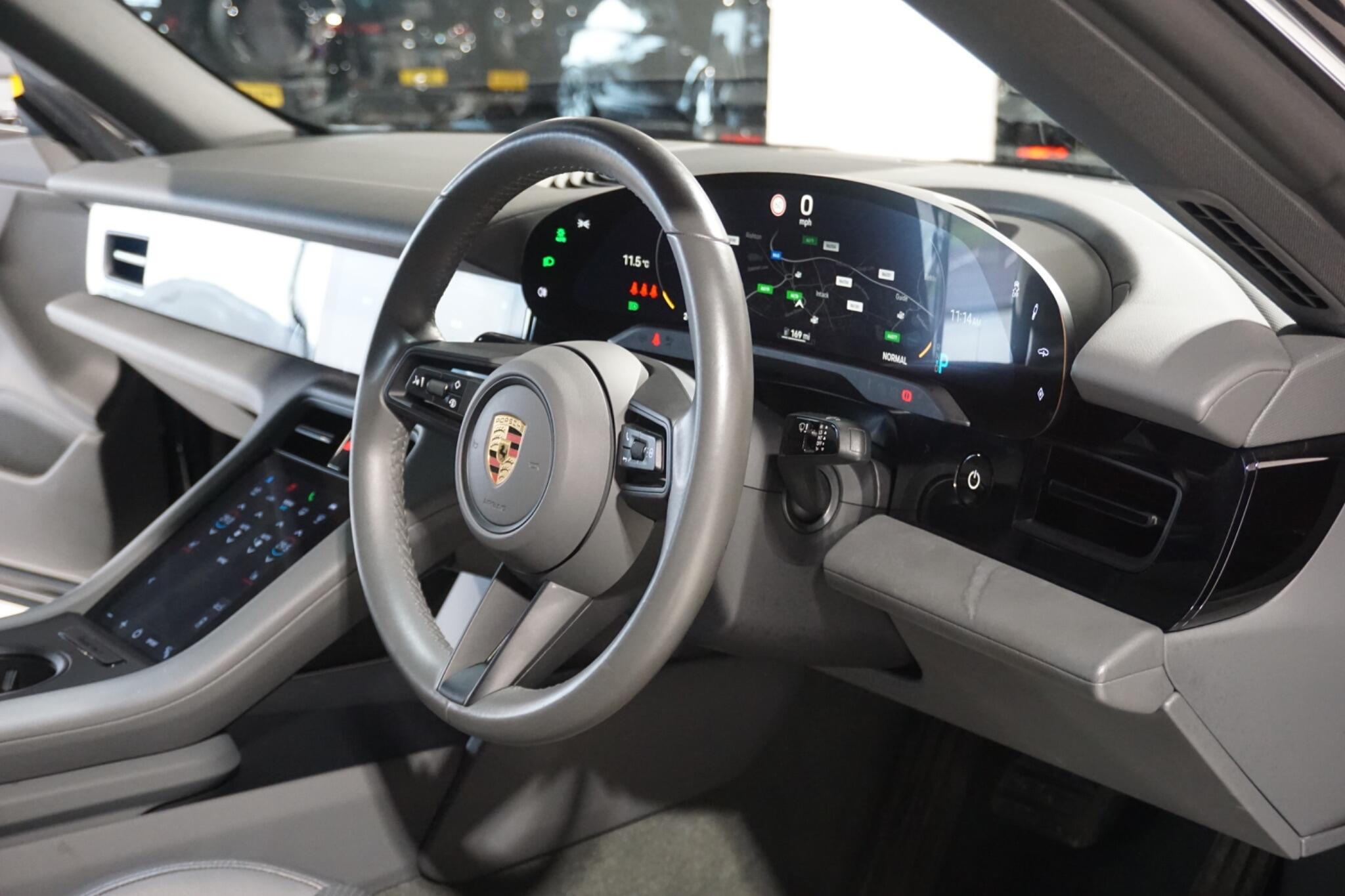 Porsche Taycan Performance 79.2kWh 4S Saloon 4dr Electric Auto 4WD (530 ps)